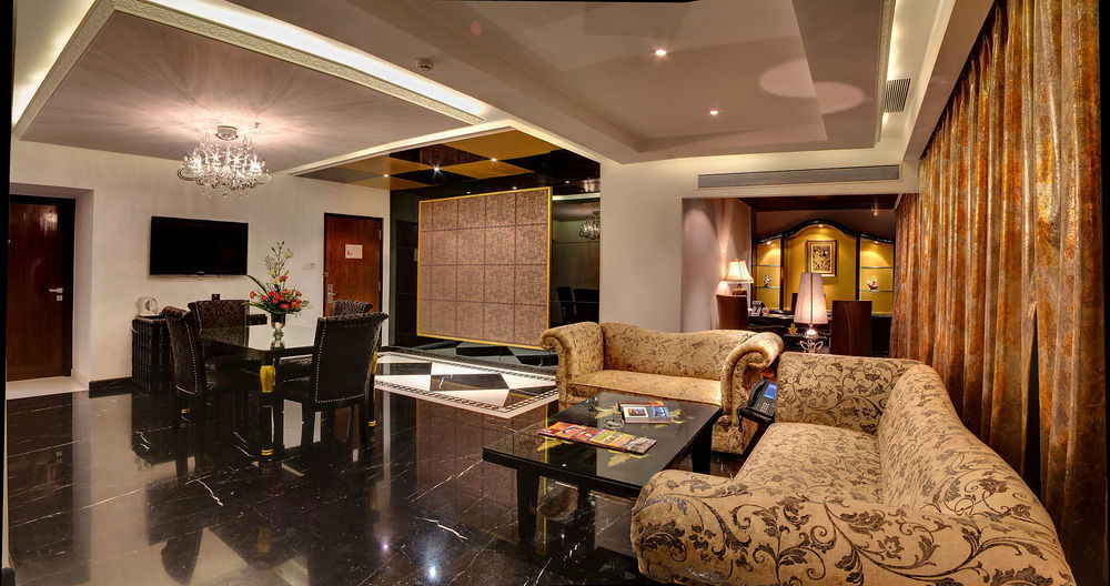 La Marvella, Bengaluru Hotel Kültér fotó