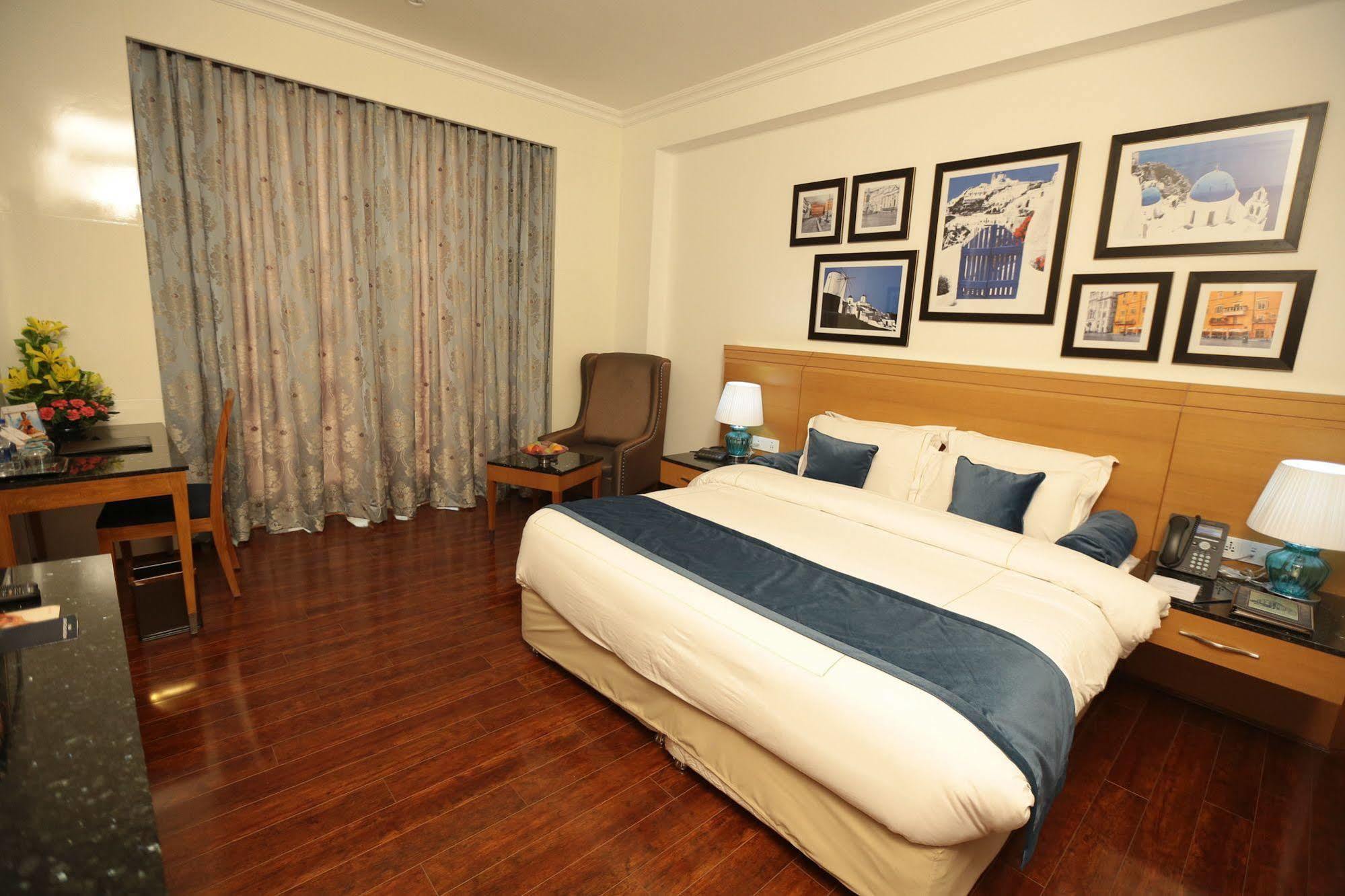 La Marvella, Bengaluru Hotel Kültér fotó