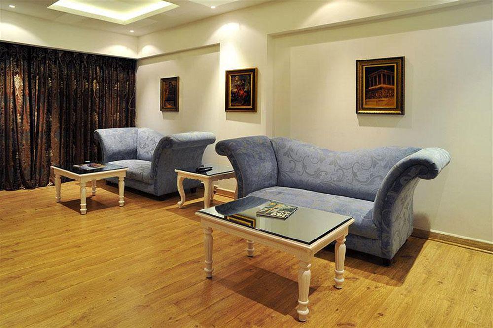 La Marvella, Bengaluru Hotel Kültér fotó