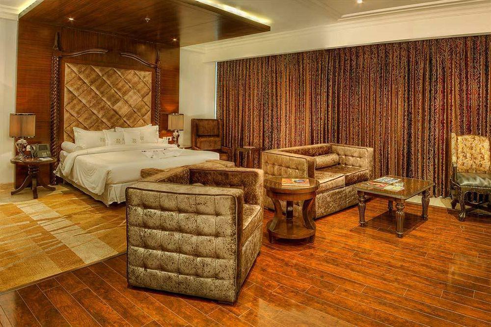 La Marvella, Bengaluru Hotel Kültér fotó